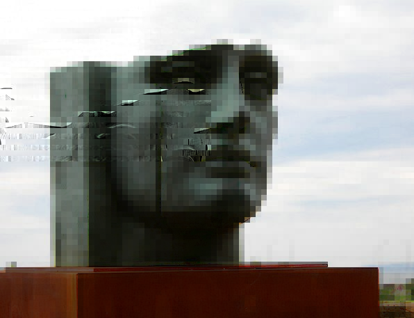 Monument-Memorial-Buildings-Architecture-Scar-Head-0872